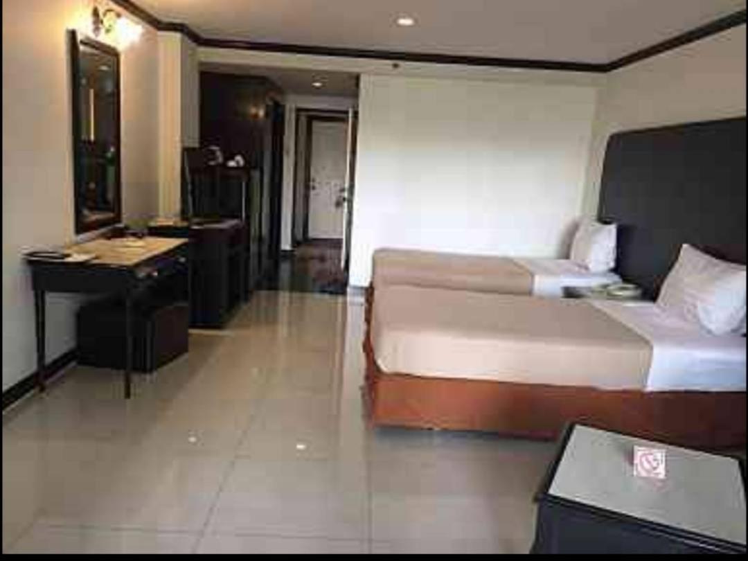 Town In Town Gardent Resort Bangkok Exterior foto